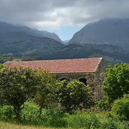 Viglatoras Traditionals * Krousonas (Crete)